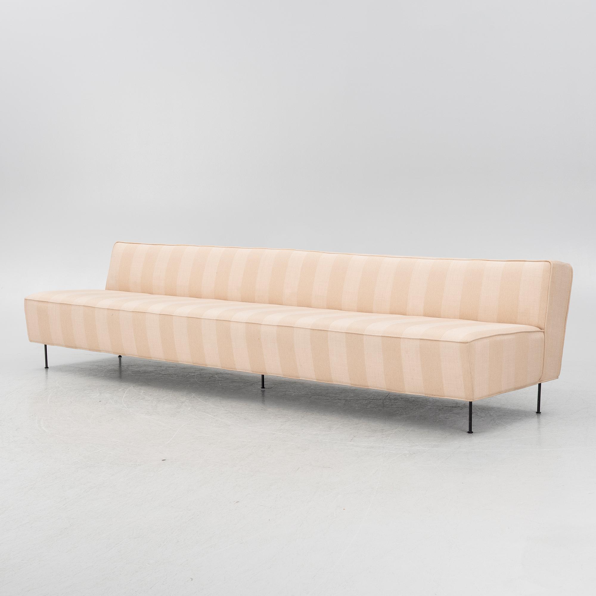 Greta Magnusson Grossman, soffa, "Modern Line", Gubi, Danmark, samtida.