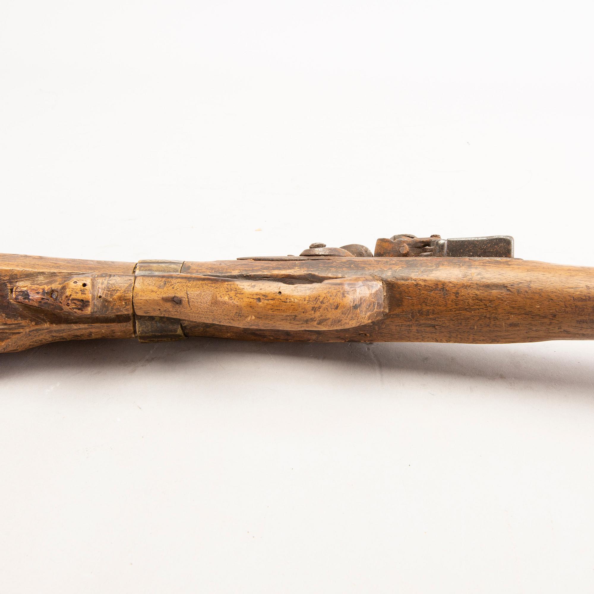 Flintlåsgevär, kort, svenskt, 1700-/ 1800-tal.