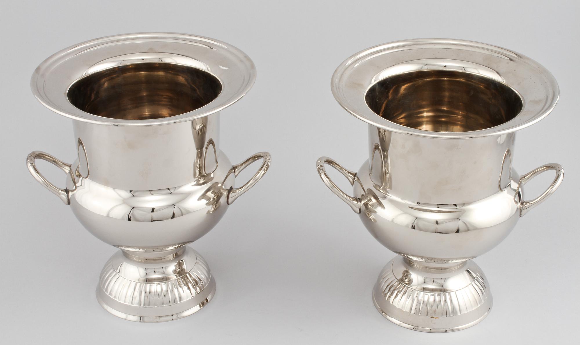 VINKYLARE, 2 st, vitmetall, 1900-talets senare del.
