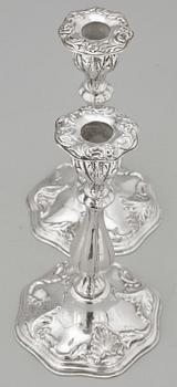 LJUSSTAKAR, ett par, silver, EG Markström, Uppsala, 1852. total vikt ca 339 g.