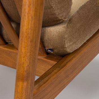 Folke Ohlsson, a pair of armchairs 'USA 75' Dux.