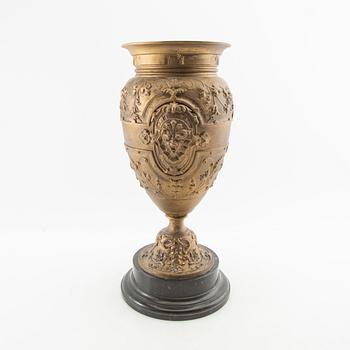 Urna Renässans-stil 1900-talets början.