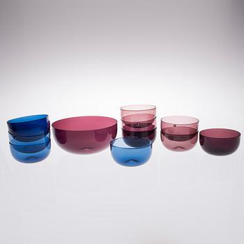 TIMO SARPANEVA, SERVERINGS- OCH DESSERTSKÅLAR, 1+10 st. Iittala.