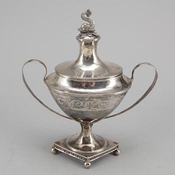 SOCKERSKÅL, silver, Johan Henrik Leffler, Falun 1821. Vikt ca 470 gram.