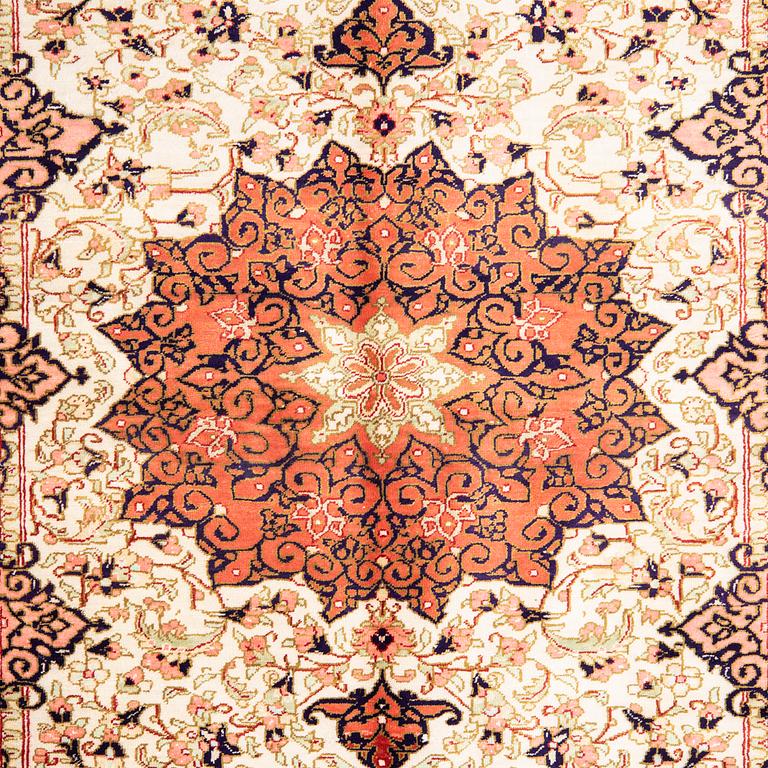 Ghom silk rug, approximately 74x56 cm.