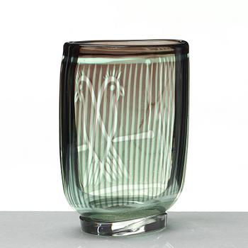 Edward Hald, a 'Slipgraal' vase, Orrefors 1954.