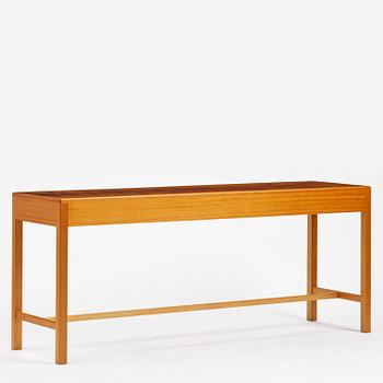 Josef Frank, sideboard, modell 821, Firma Svenskt Tenn, efter 1985.