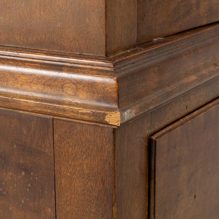 A cabinet, Carlsson & Reike FMöbleringsaffär, Stockholm, early 20th Century.