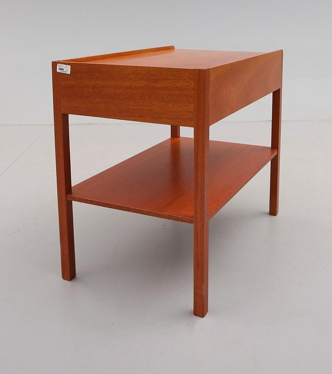 SÄNGBORD, modell 914, Josef Frank, Svenskt Tenn, 1900-talets andra hälft.