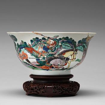 613. A famille verte bowl, Qingdynasty, Kangxi (1662-1722).