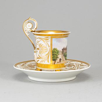 Porcelain cup with saucer, Berlin, 19th century.