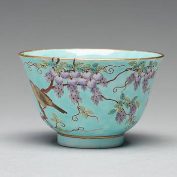 A wisiteria cup, late Qing dynasty with Guangxu's four character mark.