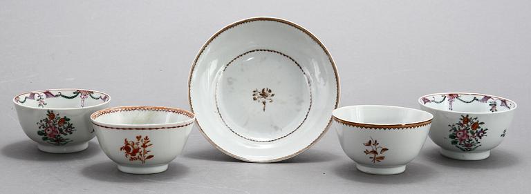 PARTI PORSLIN, 12 delar, Kina/Japan, 1700/1800-tal.
