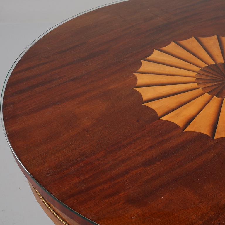 SALONGSBORD, empirestil, 1900-talets första hälft.