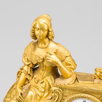 MID 19TH CENTURY MANTELPIECE CLOCK.