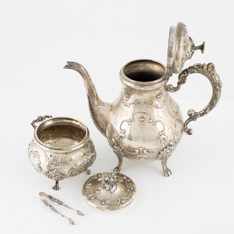 Kaffeservis, 3 delar silver, rokokostil, svenska importstämplar, 1900-tal.