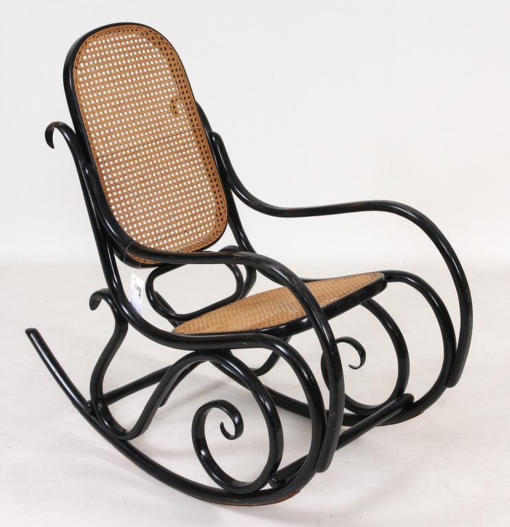 GUNGSTOL, Thonet-stil, 1900-talets mitt. Brännmärkt "T4".