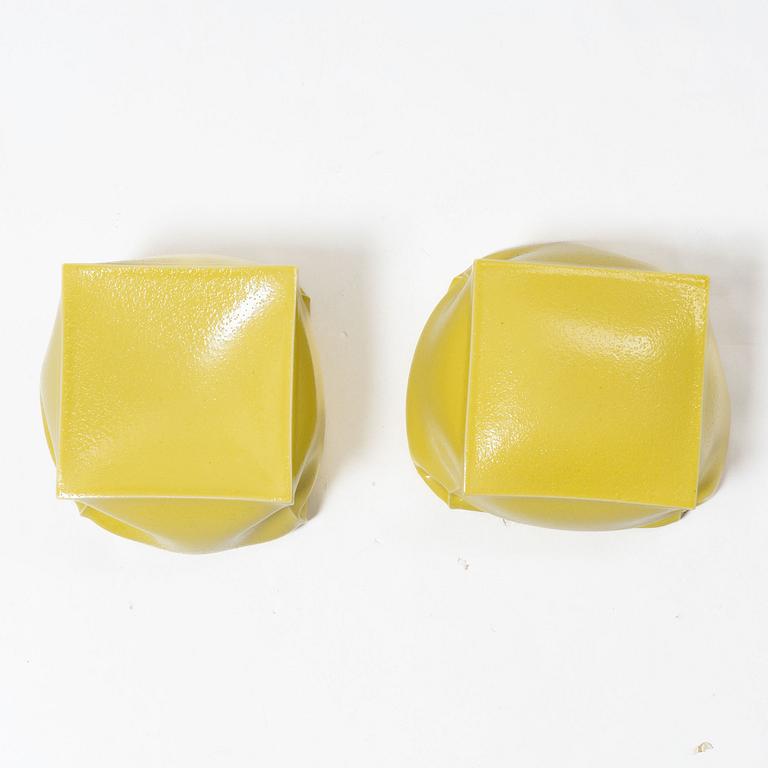 Åsa Johansson, skulpturer, 2 st "Sunny Day, Sunny Cubes", 2021.