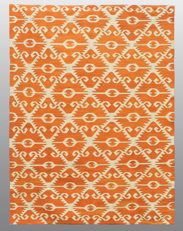 A CARPET, flat weave, ca 240 x 177 cm.