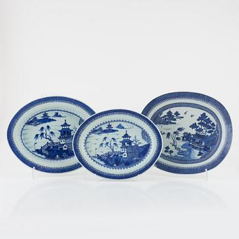 Three blue and white porcelain serving dishes, china, Jiaqing (1796-1820).