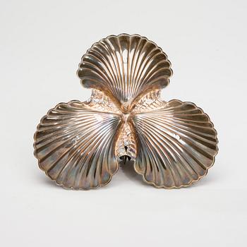 SERVERINGSKÄRL, silver, spanska stämplar. Vikt 120 g.