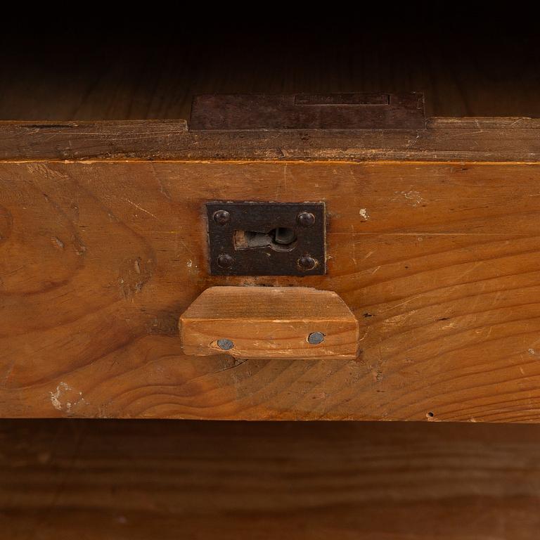 Cabinet, France, 19th century.