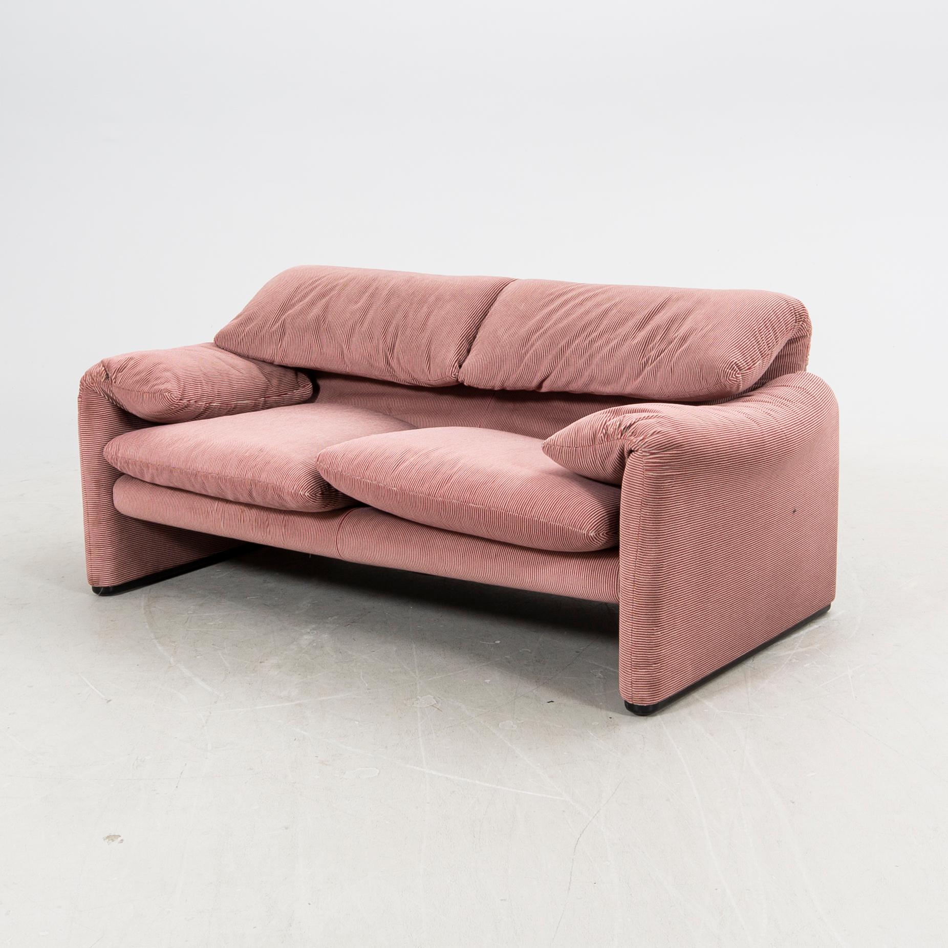 Vico Magistretti, soffa "Maralunga" för Cassina formgiven 1973.