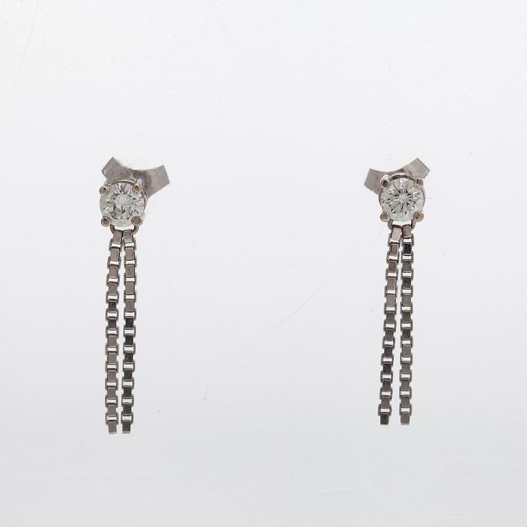 Necklace and earrings, brilliant cut diamonds, 18K white gold and gold. A. Tillander, Helsinki.