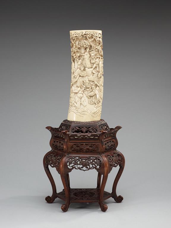 A finely carved Japanese ivory sculpture, Meiji period.