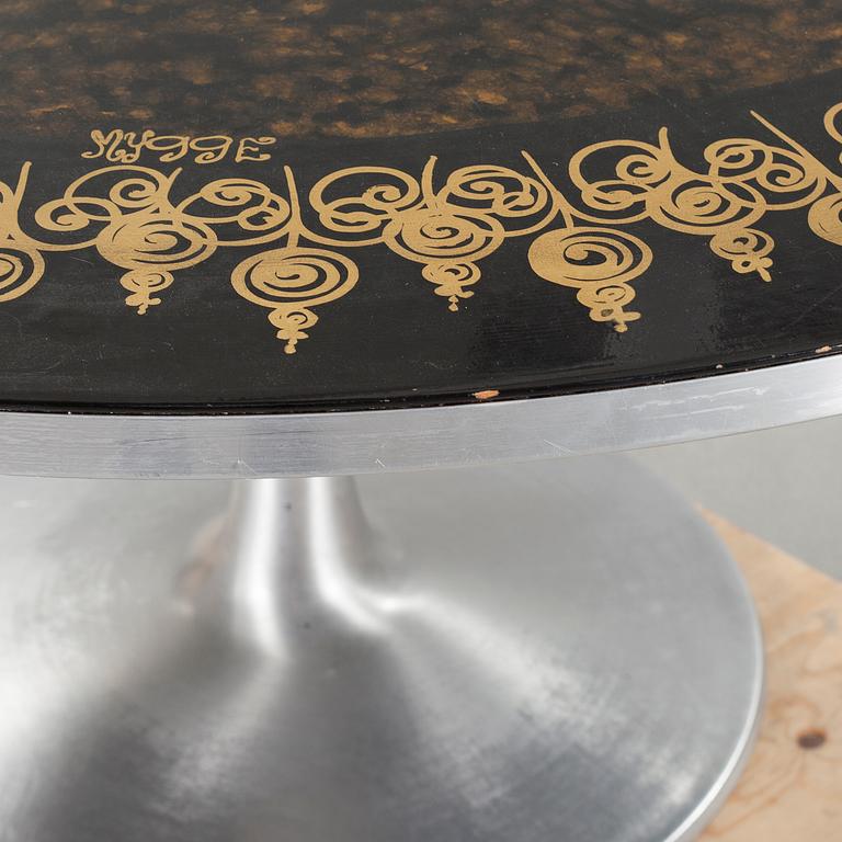 A dining table by Poul Cadovius and Susanne Fjeldsöe Mygge for Cado, 1970s.