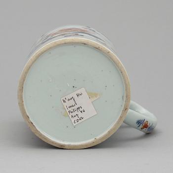 MUGG, porslin. Kina, Qing dynastin Kangxi, (1662-1722).