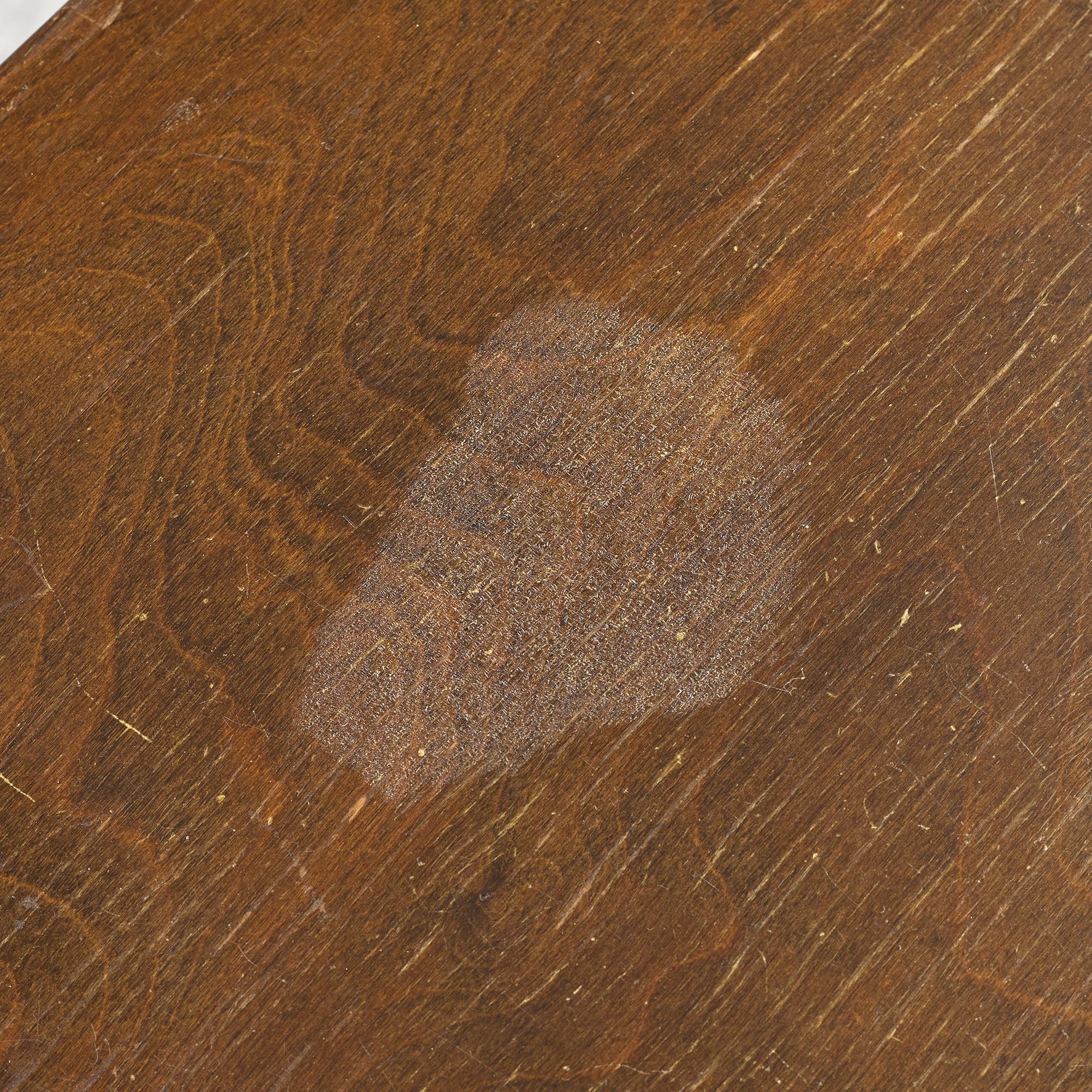 Alvar Aalto, a side table model "A 86", Oy Huonekalu- ja Rakennustyötehdas AB, Finland, mid-20th century.