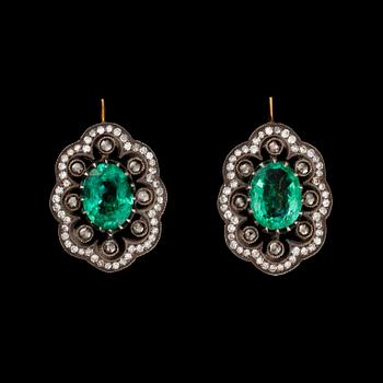 243. A PAIR OF EARRINGS.
