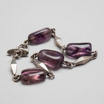 ARMLÄNK, sterlingsilver med ametister, Saarela Arvo, Enköping, 1963.
