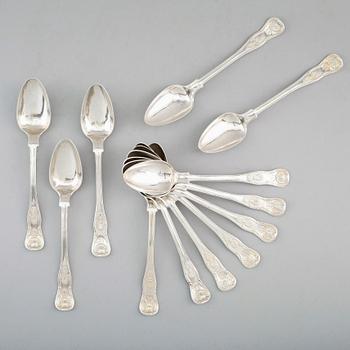 DESSERTSKEDAR, 12 st, silver, Otto Wilhelm Kjellberg, Västerås 1863. Vikt ca 300 gram.