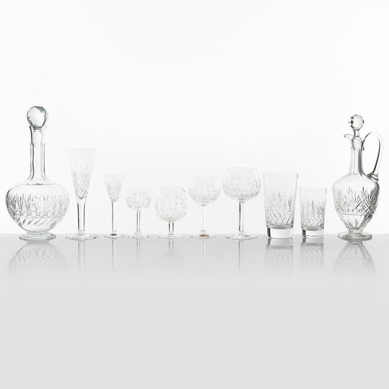 A 91-piece glass service, 'Leo', Riihimäki/Muutajärvi Notsjö, Finalnd.