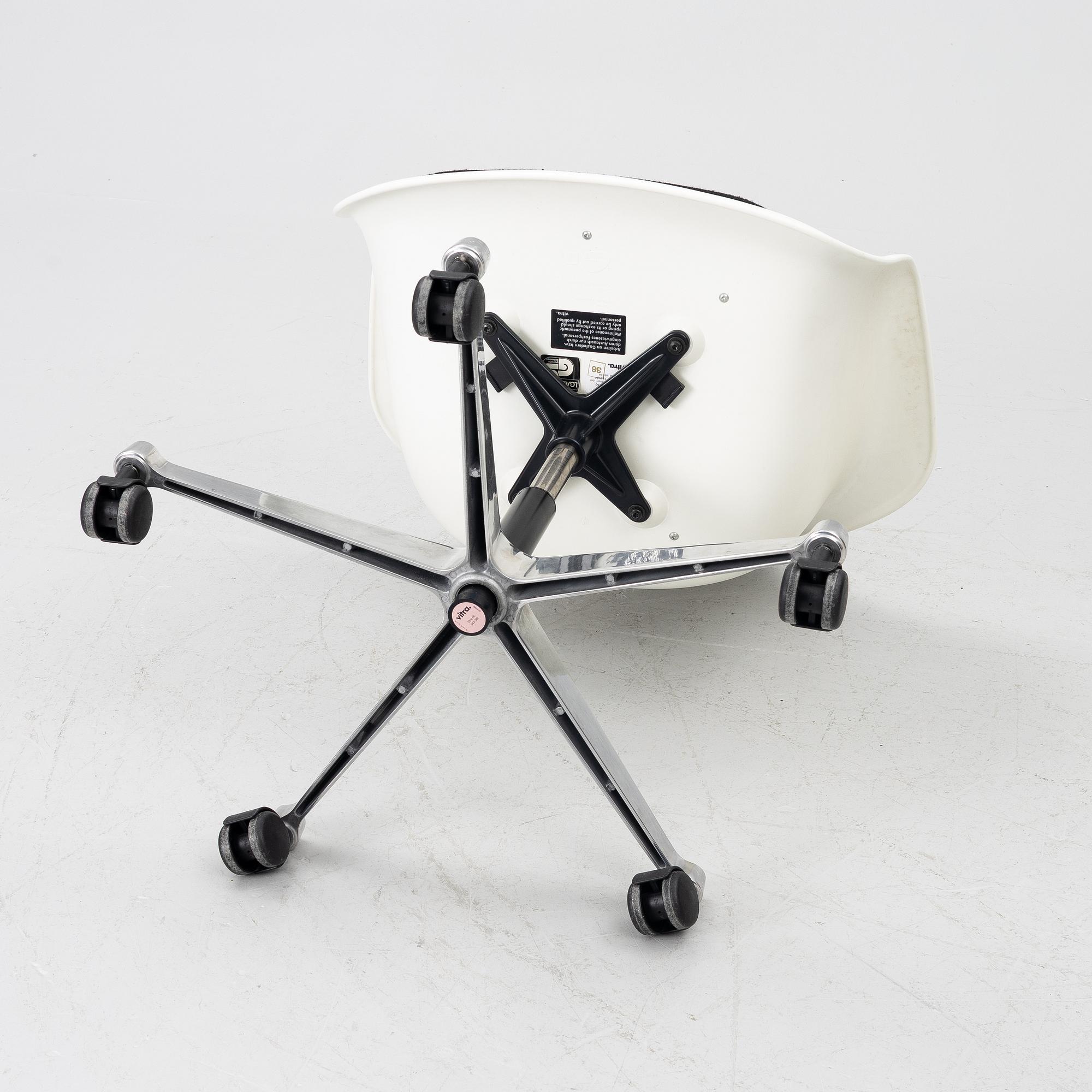 Charles & Ray Eames, a 'Plastic Chair PACC' desk chair, Vitra, 2010.