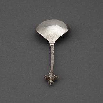 Bengt Collin, sked med dubbel kerubknopp, silver, Uppsala 1701.