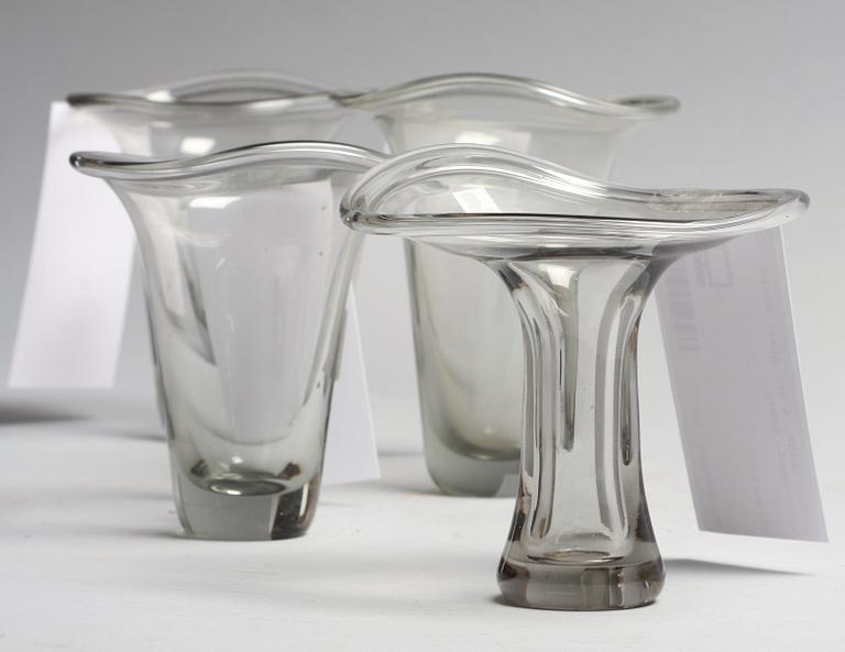 VASER, 4 st, glas, Vicke Lindstrand, Kosta.
