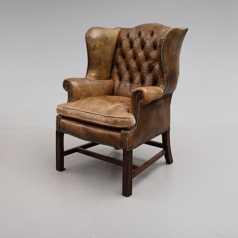 ÖRONLAPPSFÅTÖLJ, England, 1900-talets andra hälft.