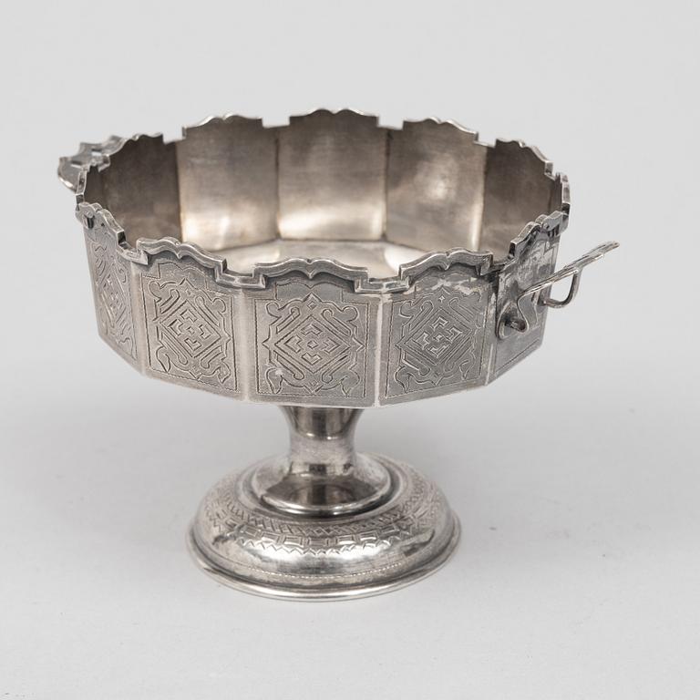 A Russian Silver Sugar Bowl, assay master Anatoly  Apollonovich Artsybashev, Moscow 1891.