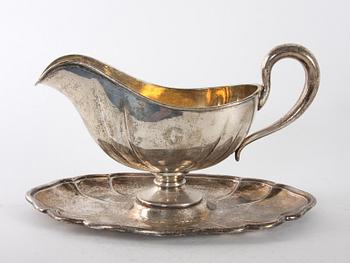 SÅSKANNA på FAT, silver, C G Hallberg, Stockholm 1920, importstämplar.