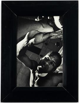 Hope Sandrow, "Embrace (NYC Sur Rodney "Sur")", 1984.
