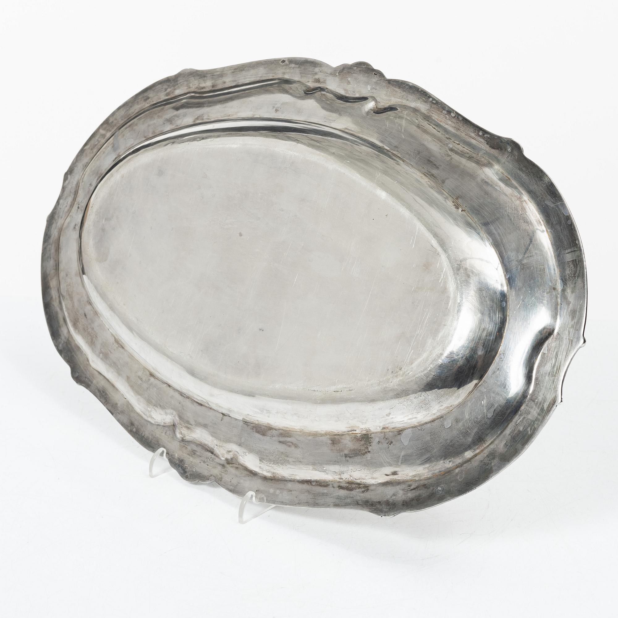 A French silver dish, mark of Adolphe Boulenger, Paris, 1876-1899.