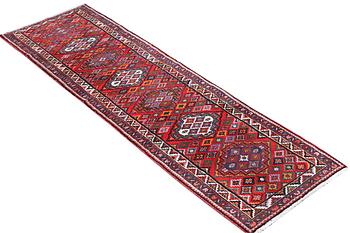 A runner carpet, Hamadan, c. 335 x 86 cm.