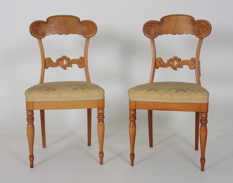 STOLAR, ett par, empirestil, 1900-tal.