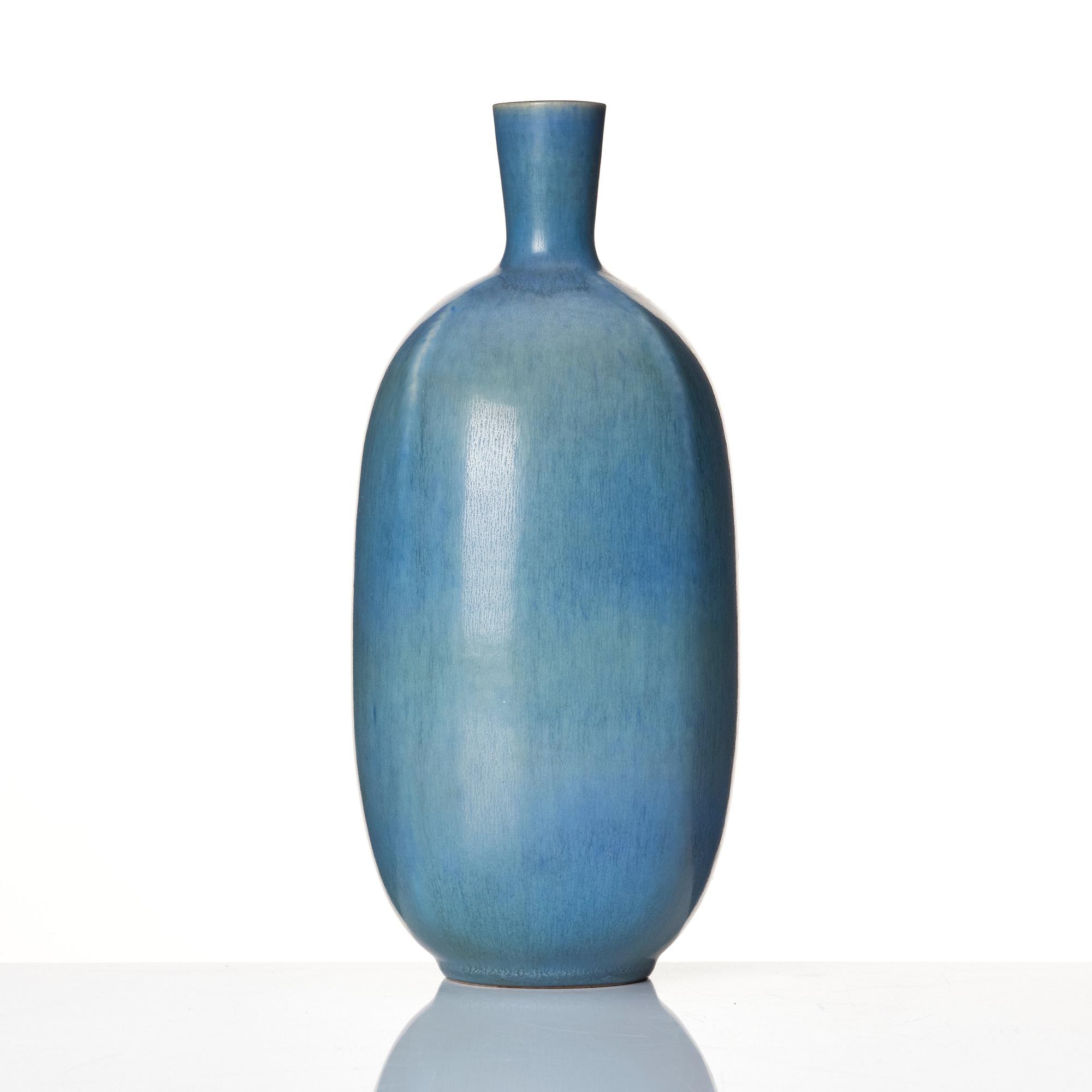 Berndt Friberg, a stoneware vase, Gustavsberg studio, Sweden 1954.