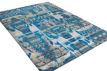 An oriental carpet, c. 456 x 261 cm.