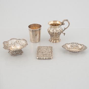 A set of five silver items, including Kemp Brothers, London, England 1895.