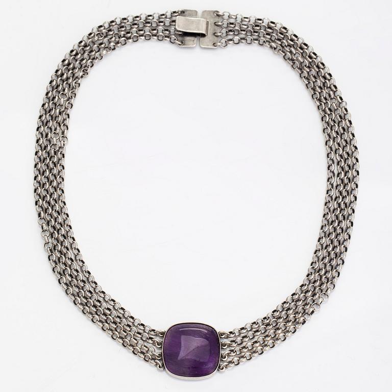 Börje Rajalin, A sterling silver and amethyst necklace and earrings by Kalevala Koru 1991.